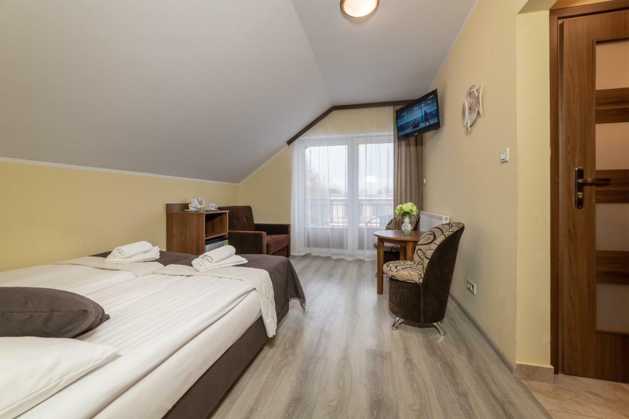 Apartamento Dom Jastrzebia Z Basenem I Jacuzzi Jastrzębia Góra Exterior foto